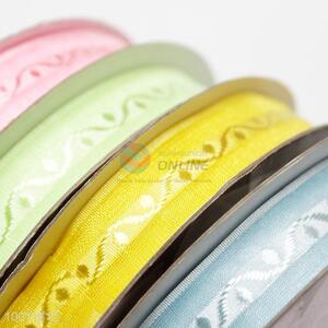 Gift wrapping ribbon/galloon