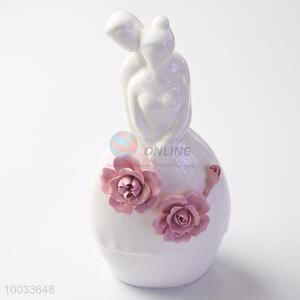 28cm Couples Shaped Porcelain Crafts with Rose Pattern for Decoration