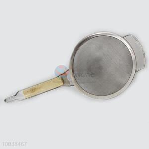 Wholesale 18cm Wooden Handle Broad-brimmed Steel Mesh Strainer