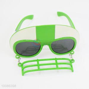 Green hat shaped plastic glasses/glasses for party