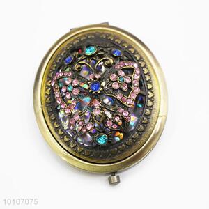 Hollow Out Butterfly Pattern Round Metal Pocket Makeup Mirror