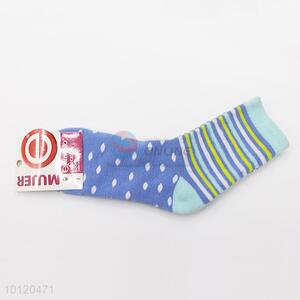 Latest Design Comfortable Napped Socks for Keeping Warm