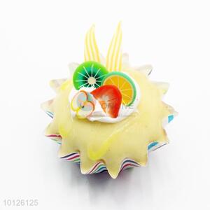 Delicate design simulation cake shaped fridge magnet