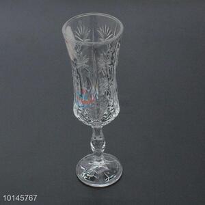 Delicate wine glass/drinking glass