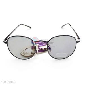 Creative Large Sunglasses With Black Frame