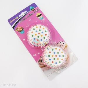 Made in China dotted printed disposable paper cakecup cups