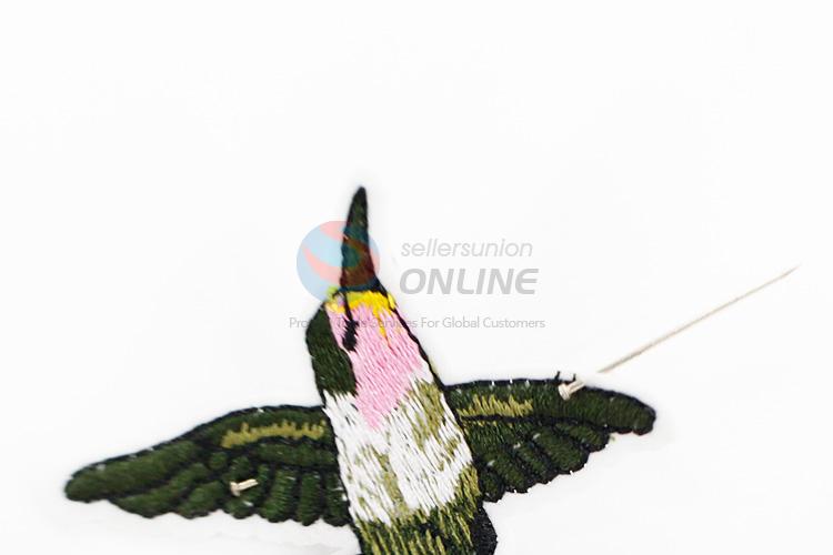 Good quality bird shape embroidery badge brooch