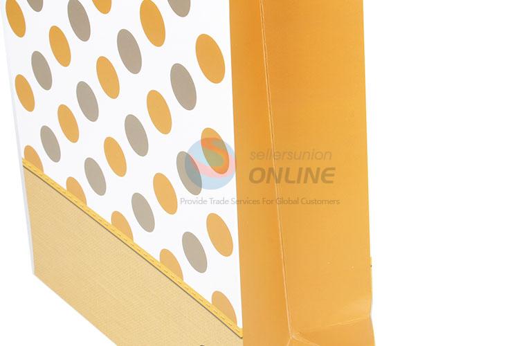 Wholesale Dot Pattern Yellow Gift Bag/Paper Packing Bag for Sale