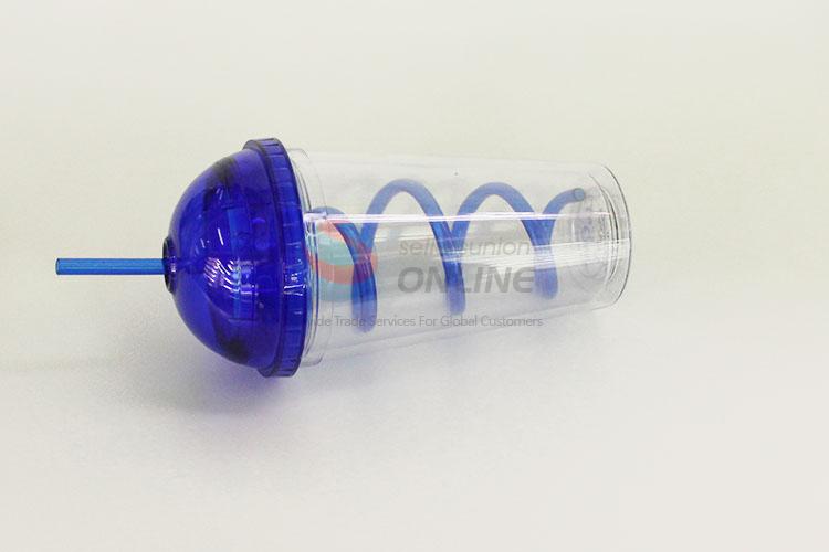 Simple Design Plastic Creative Fruit Juice for Summer Water Bottles Ice Plastic Cup with Blue Crooked Straw