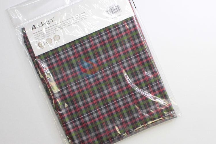 Factory Price Red Color Check Pattern Creative Absorbent Aprons