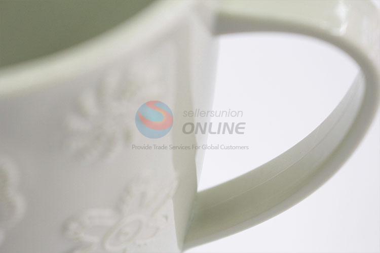 Hot sale decorative pattern plastic cup