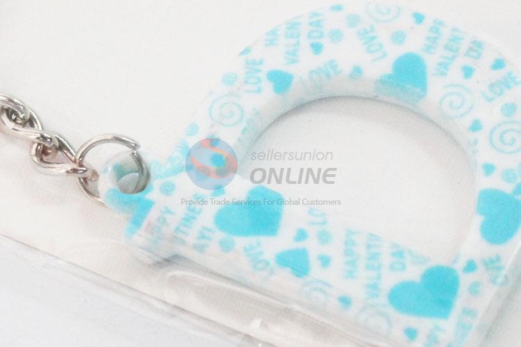 Wholesale top quality D shape key chain