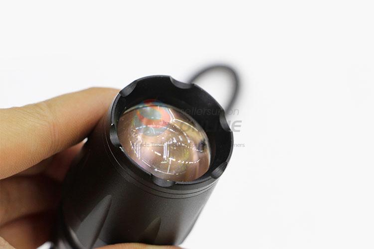 China Factory Super Bright Flashlight