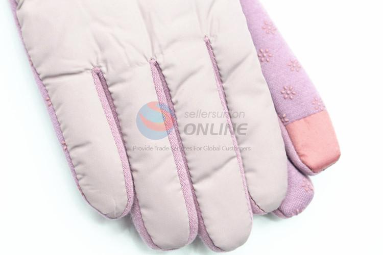 Beautiful women winter warm gloves outdoor gloves