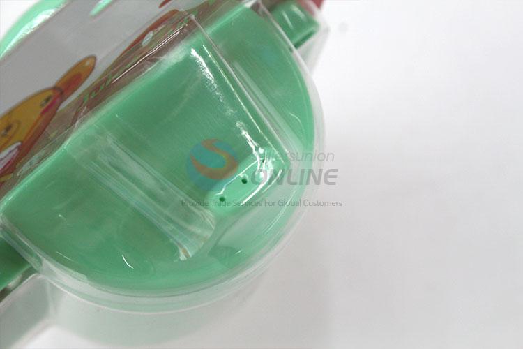 Cute design plastic juice cup with handle