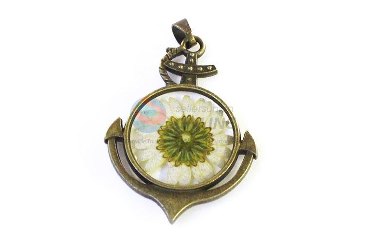 Best Selling Zinc Alloy Pendant With Real Flower