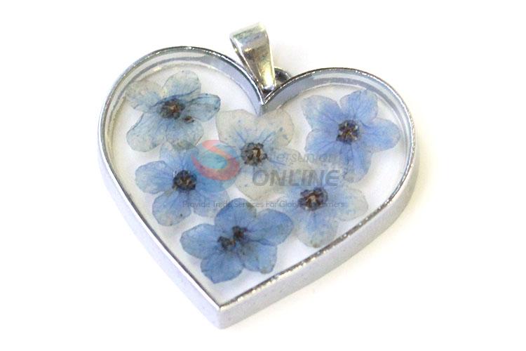 Fashion Design Heart Shape Real Flower Pendant For Ladies