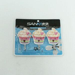 Factory Direct 3pcs Cake Design Plastic Hook for Sale