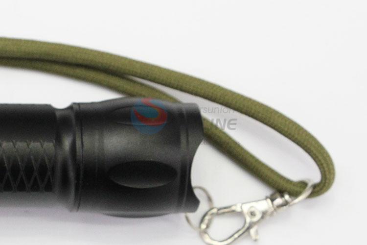 Wholesale Factory Supply Super Flashlight with XPE Lamp Bulb