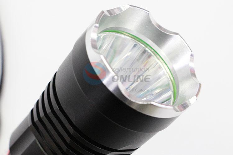 Wholesale Custom Waterproof Flashlight with XPE Lamp Bulb