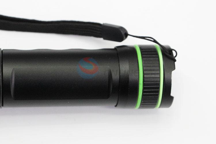 Simple Style Camp Flashlight with XPE Lamp Bulb