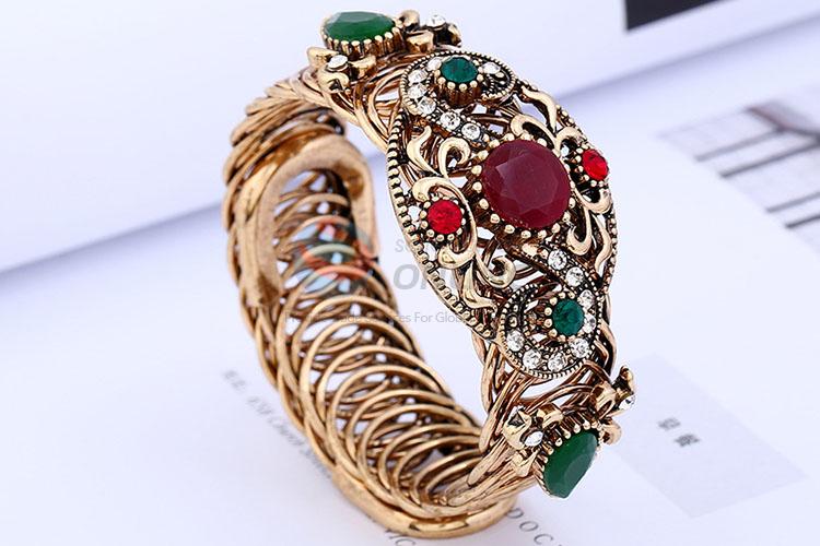 Nice fashion cheap rhinestone alloy bracelet