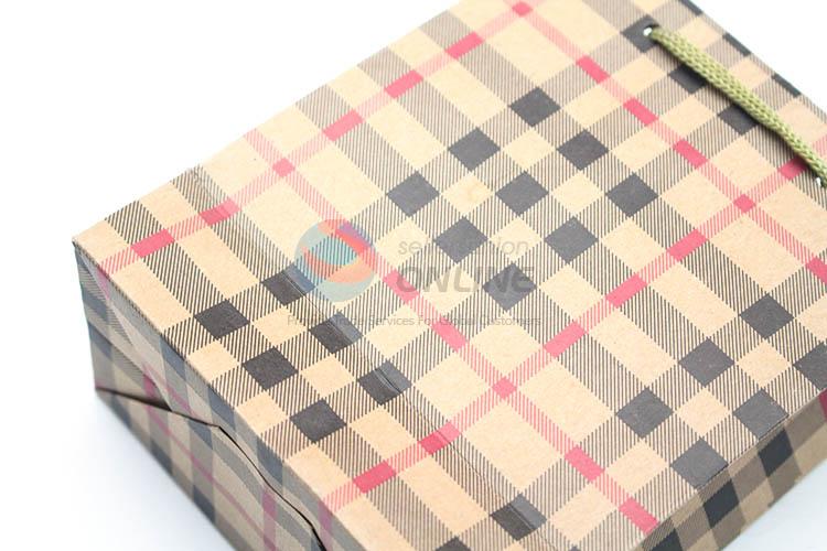 Wholesale Top Quality Reusable Plaid Paper Bag