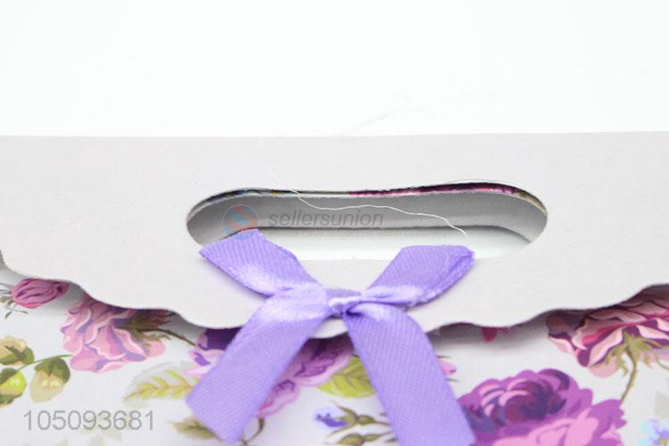 High Quality Flower Pattern Clothing Bags Wholesale Paper Gift Bags