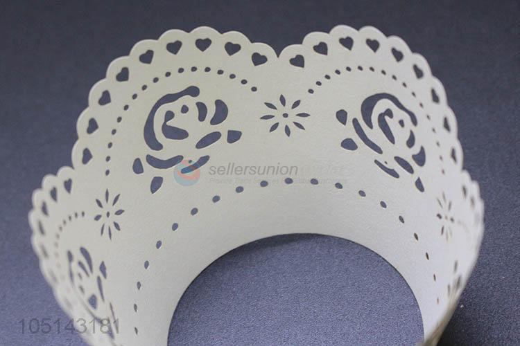 Latest design delicate laser cut paper bottomless cakecup