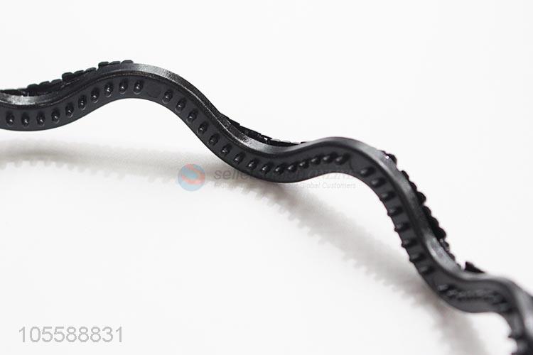 Excellent Quality Woman Black Wavy Shape Hair Clasp