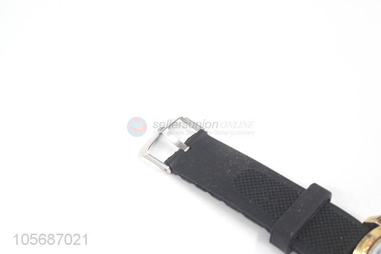 New Design Alloy Watch With Silicone Watchband