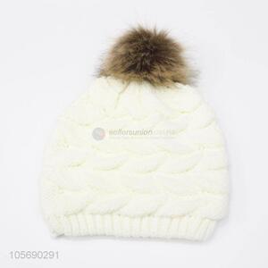Factory Sales White Winter Warm Knitting Hat with Ball