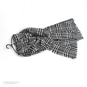 Factory customized black and white lattice winter warm women scarf