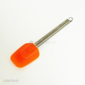 Low price kitchen silicone knife with iron handle