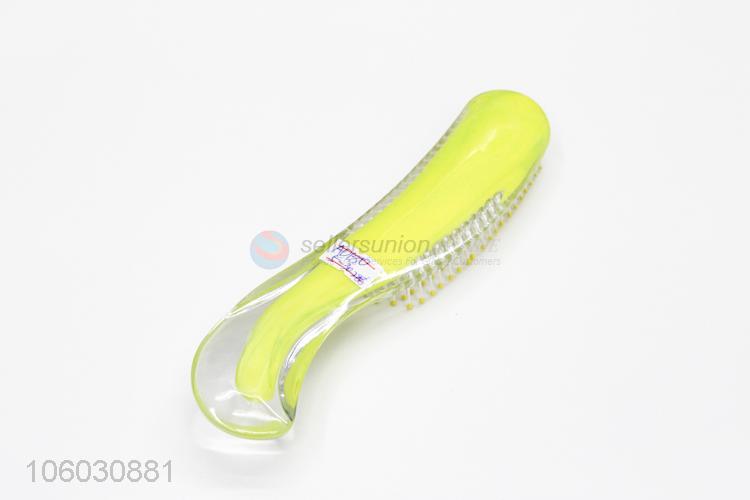 Unique Design Curved Comb Plastic Massage Hair Brush