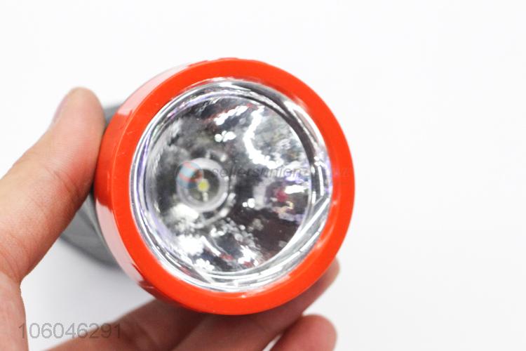 Cheap price portable plastic led flashlight with battery