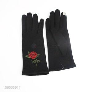 Wholesale Embroider Flower Pattern Winter Touch Screen Gloves