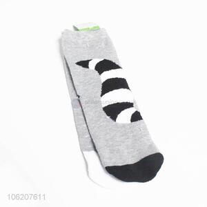 Wholesale fashion man polyester socks athletic socks