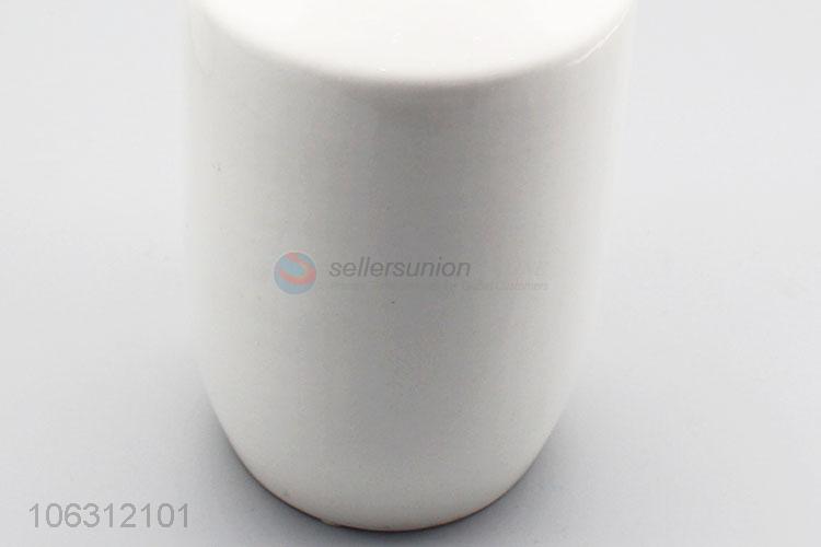 Chinese factory green plant leaf pattern porcelain vase