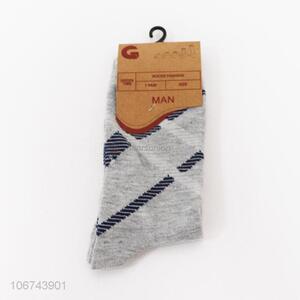 Latest Design Breathable Mid-Calf Length Sock Men Sock
