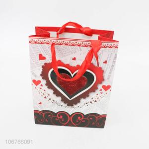 Hot selling luxury heart printed paper gift bags