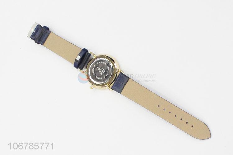 Delicate Design Fashion PU Watchband Couple Watch