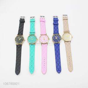 Good Quality Colorful Ladies Watch With PU Watchband