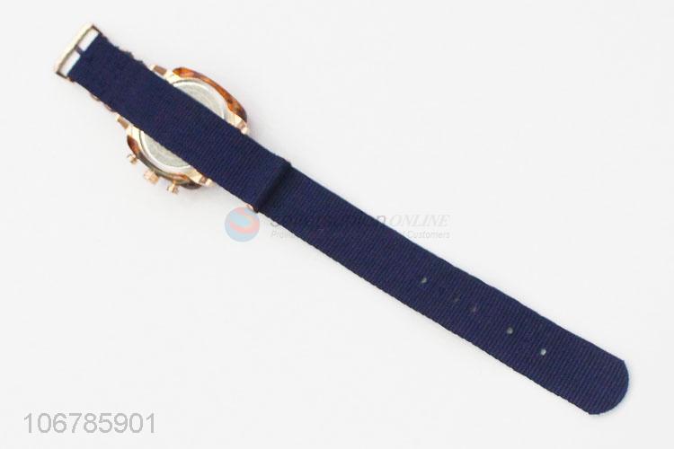 Hot Selling Wristwatch With Cloth Watchband For Women