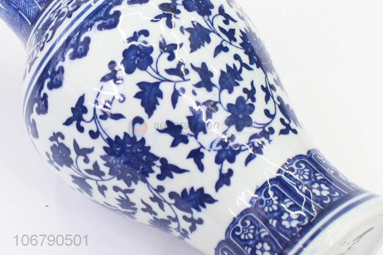 Latest Chinese Style Blue And White Porcelain Vase Decorative Crafts