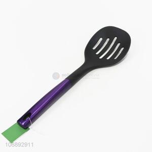 High Quality Kitchen Tool Heat Resistant Nylon Leakage Shovel