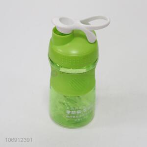 Wholesale food grade plastic space cup space bottle with stainless steel wire whisk ball