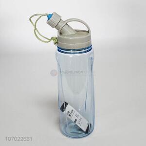 Unique Design Portable Suction Nozzle Water Bottle