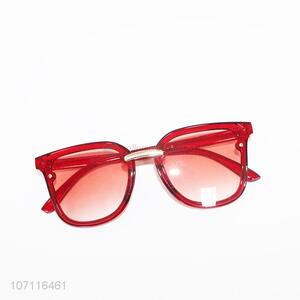 New arrival sun glasses plastic frame sunglasses