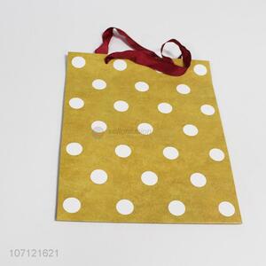 Good Quality Dot Golden Paper Gift Bag with Handle